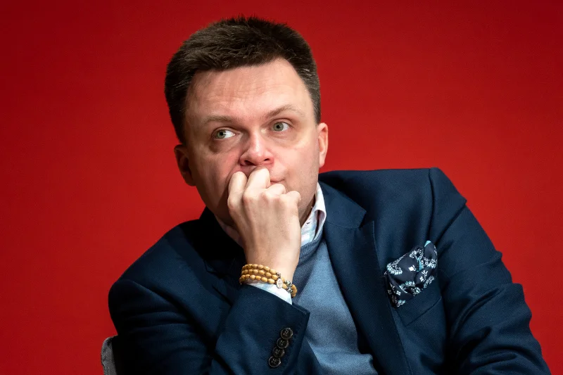 Według Hołowni spalenie książek o Harrym Potterze to bezsensowne zachowanie.