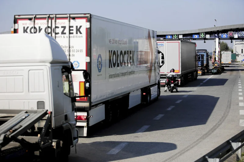 Do tej pory tiry o takiej masie mogły jeździć tylko po autostradach i części dróg krajowych.