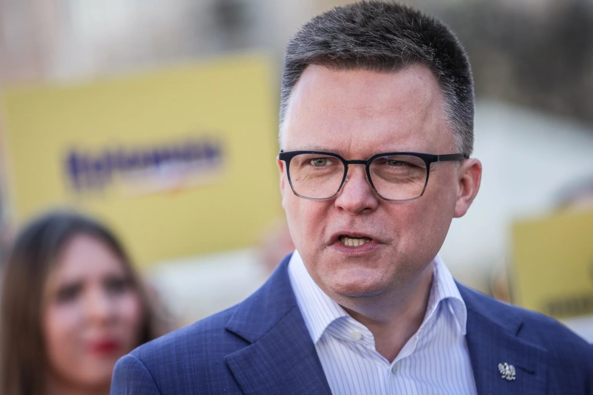 Hołownia się obraził, że go nie zaprosili. Jedzie na debatę do Końskich