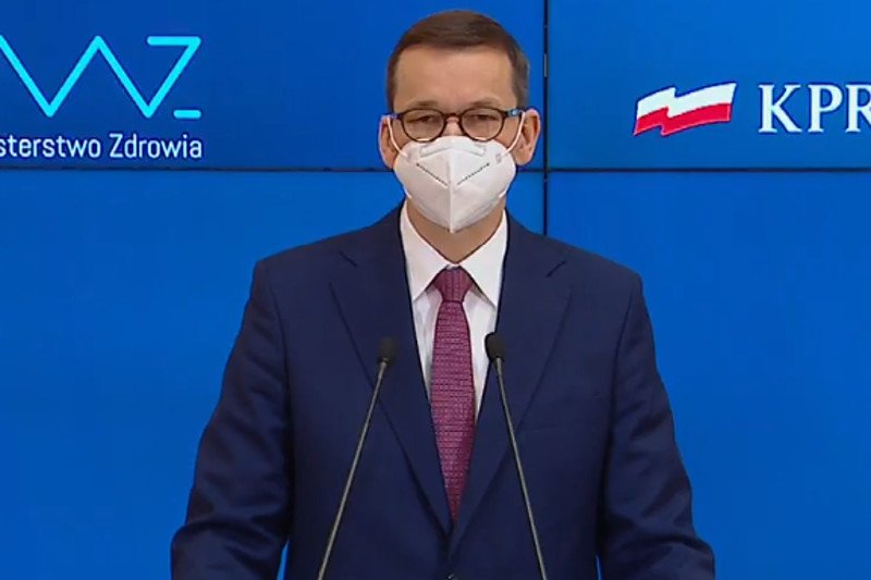 Konferencja Morawieckiego. Miał mówić o obostrzeniach, a atakował opozycję