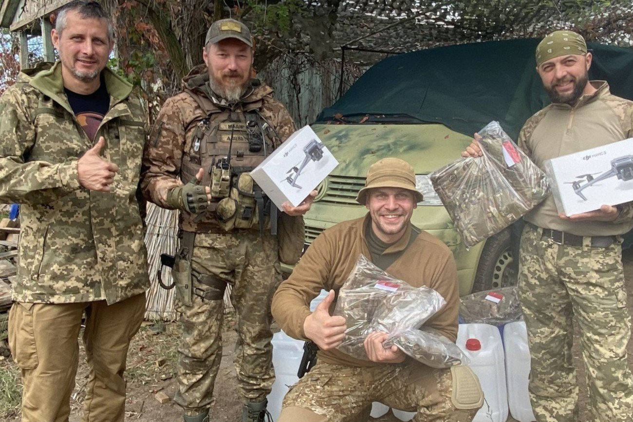 Ukraińskim wojskowym niezbędne są drony zwiadowcze.