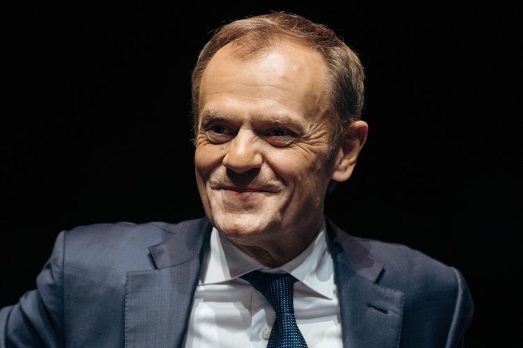Donald Tusk pochwalił się zdjęciem z lokalu wyborczego.