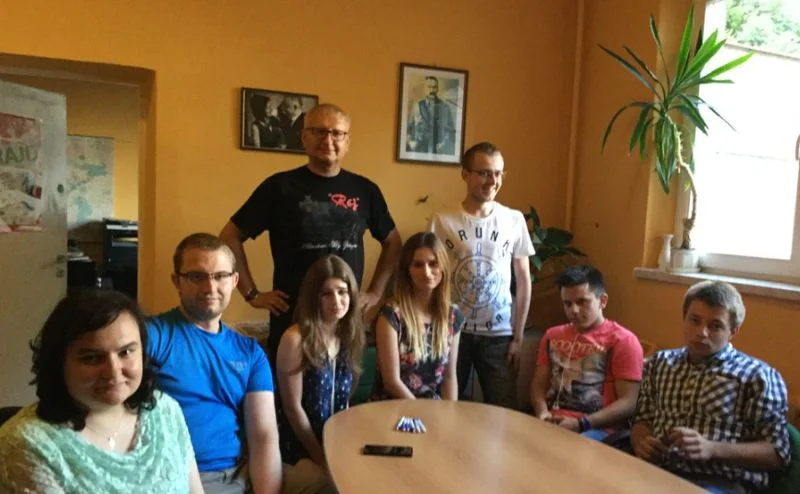 Poseł PiS Stanisław Pięta z przedstawicielami Forum Młodych PiS.