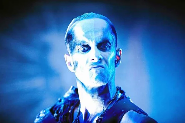 Nergal, lider deathmetalowego zespołu "Behemoth" usłyszał zarzuty
