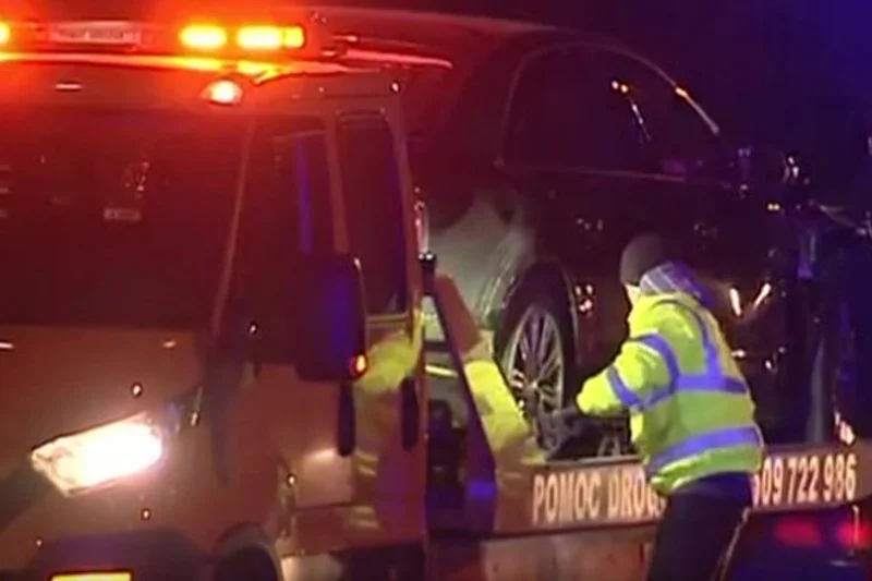 Według "Rzeczpospolitej" pancerna limuzyna premier Szydło, która uderzyła w drzewo w Oświęcimiu nie miała autocasco