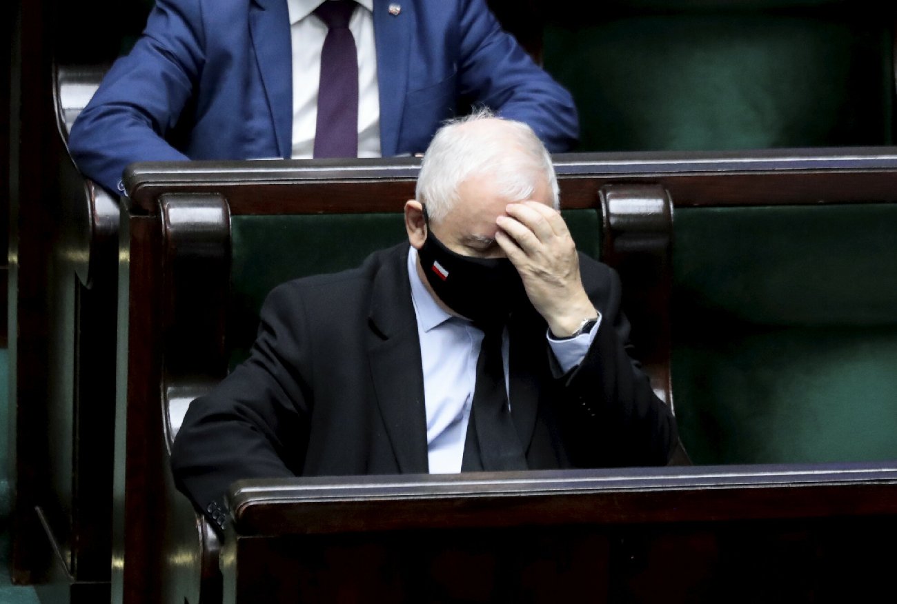 Jarosław Kaczyński czeka na test na koronawirusa