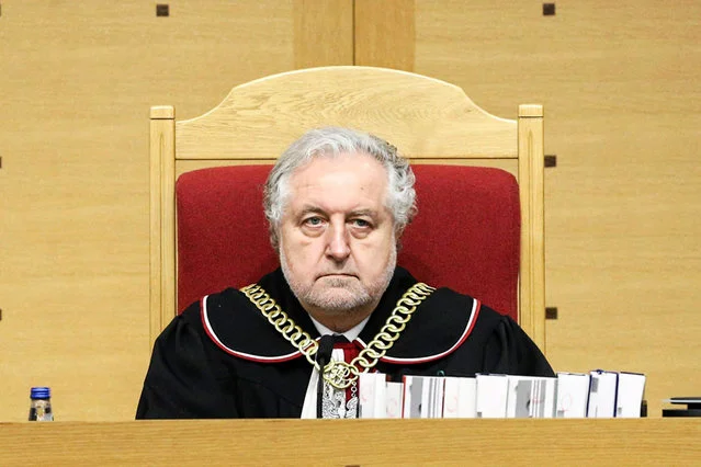 Prof. Andrzej Rzepliński odpowiada dziennikarzowi TVP