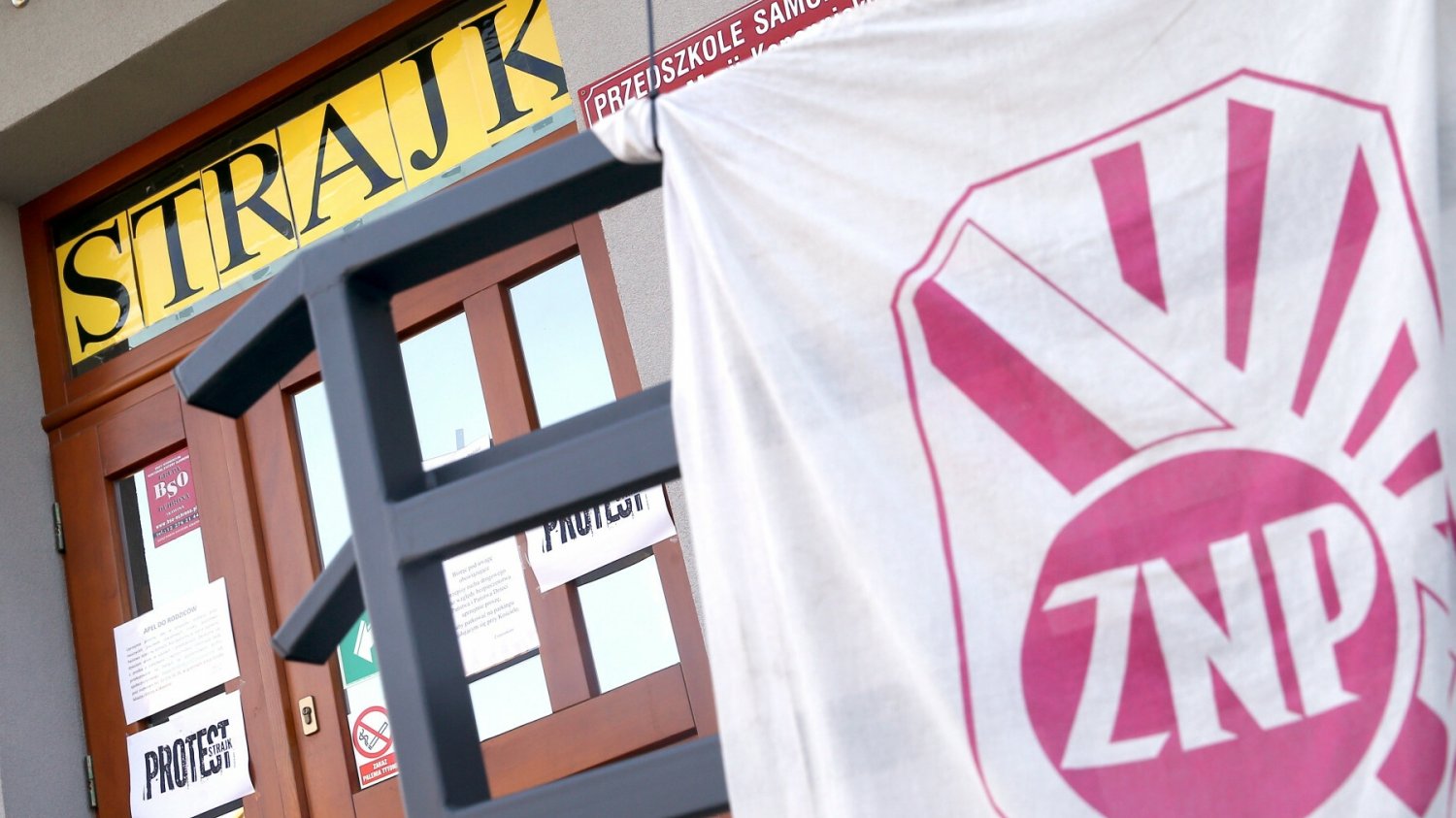 Kolejna odsłona afery e-mailowej. Tym razem dotyczy strajku nauczycieli w 2019 roku.