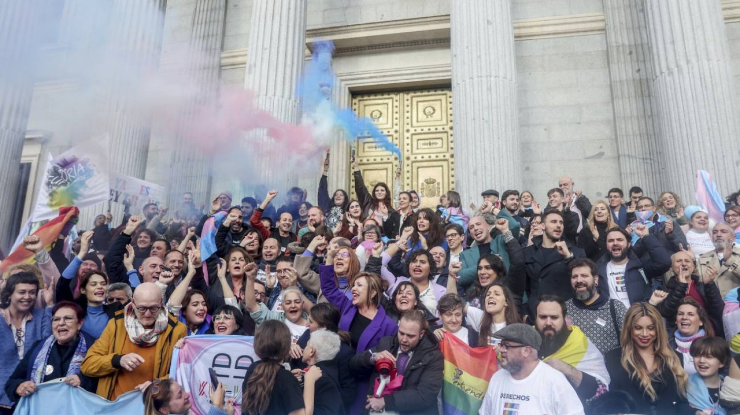 Zwolennicy ustawy o osobach transpłciowych świętują jej przyjęcie