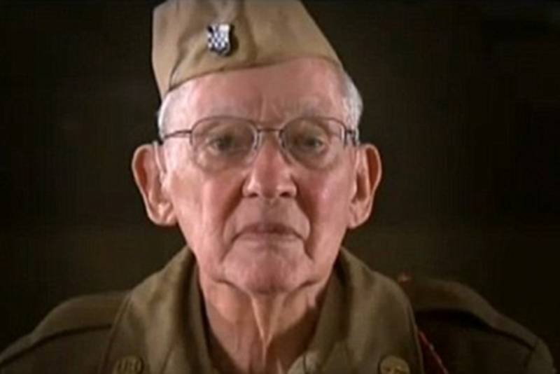 85-letni snajper wciąż jest świetnym strzelcem.