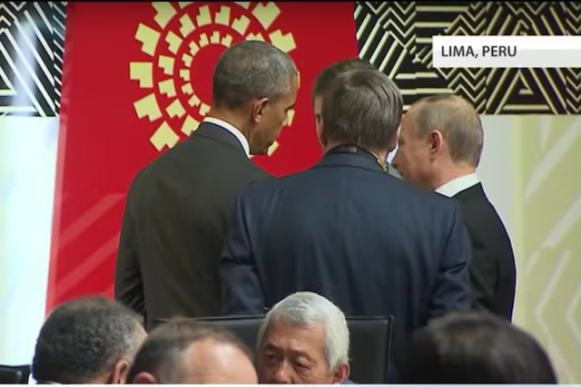 Barack Obama i Władimir Putin rozmawiali w cztery oczy.