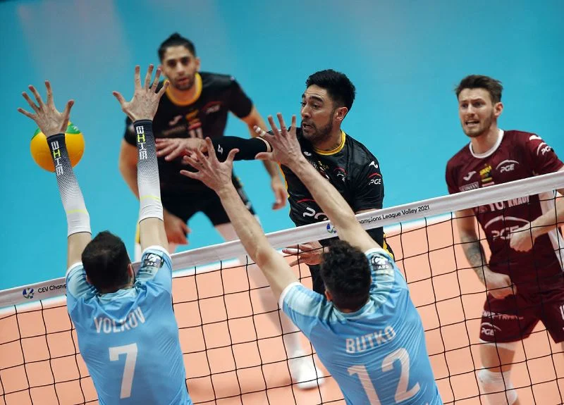 PGE Skra Bełchatów dzielnie walczyła o awans do półfinału Ligi Mistrzów. PGE Skra Bełchatów dzielnie walczyła o awans do półfinału Ligi Mistrzów