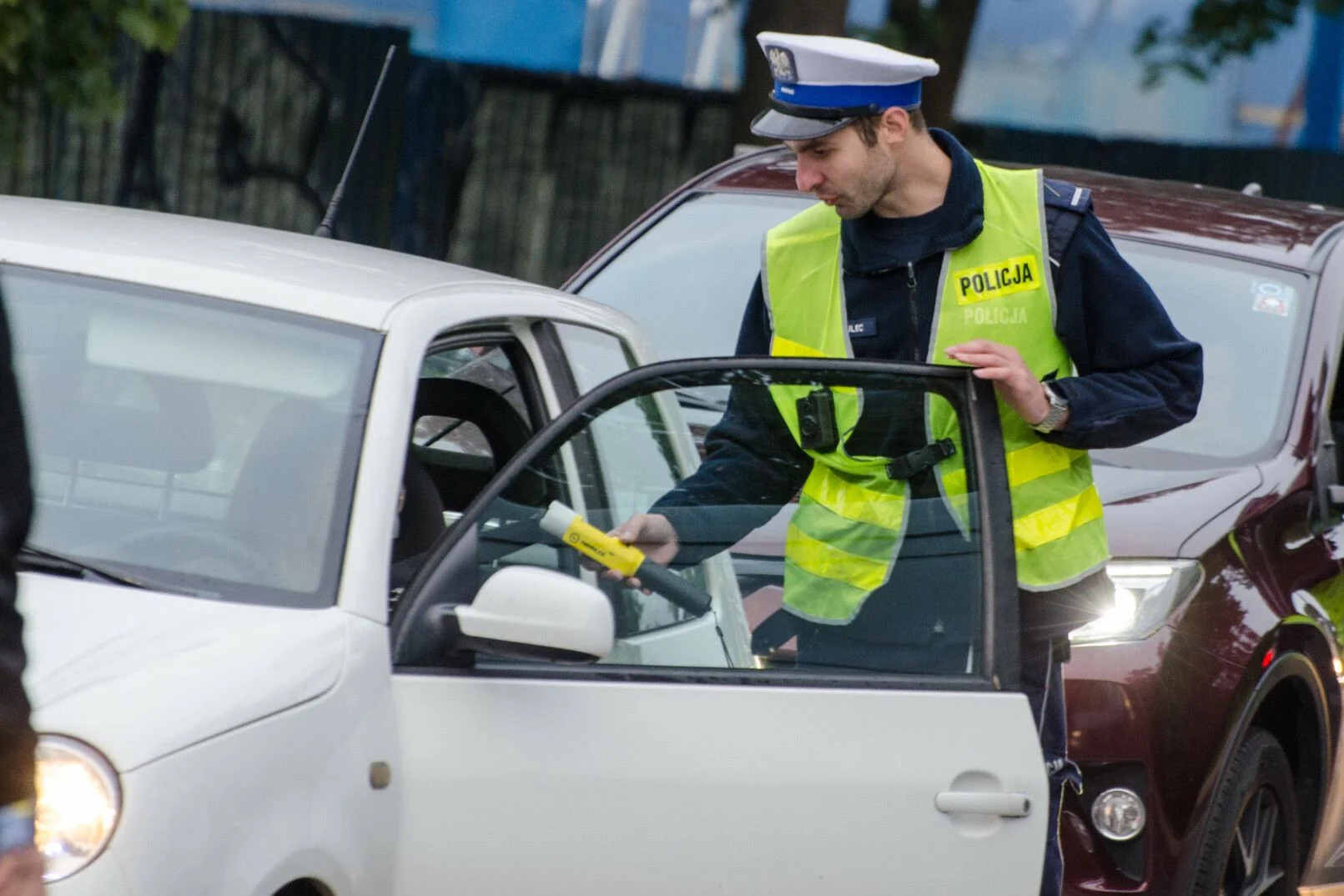 Za to można dostać 3 tysiące złotych grzywny. Tak nie można przewozić ani przechowywać benzyny.