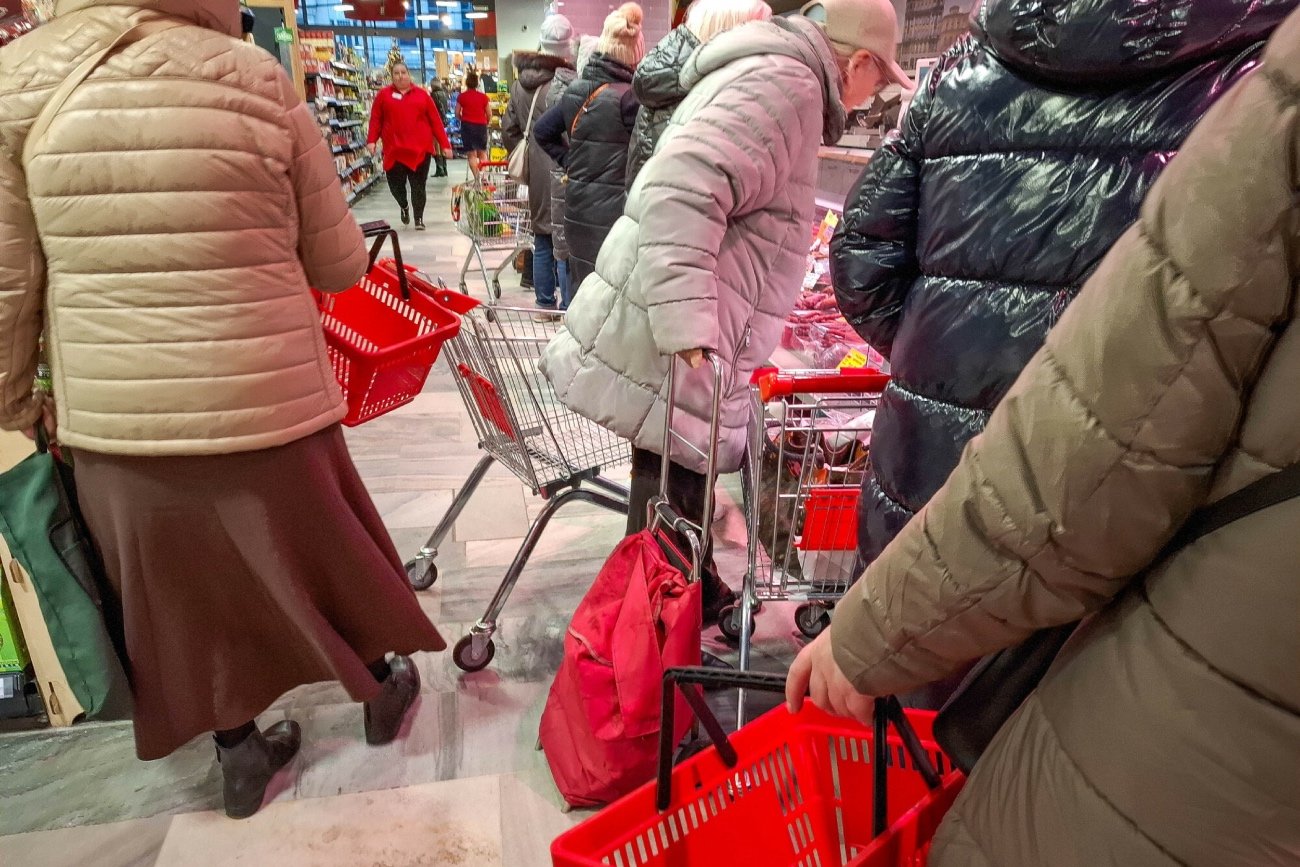 Lista sklepów otwartych w Wigilię. Tam zdążysz kupić brakujące produkty. Sklepy czynne w Wigilię. Podajemy dokładne godziny.