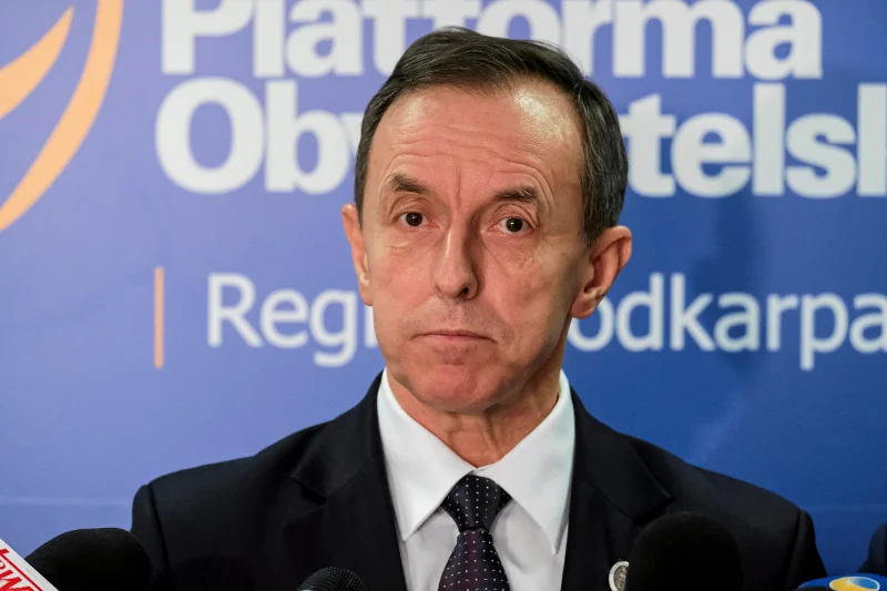 Tomasz Grodzki chce pieniądze przeznaczone dla TVP wydać na onkologię.