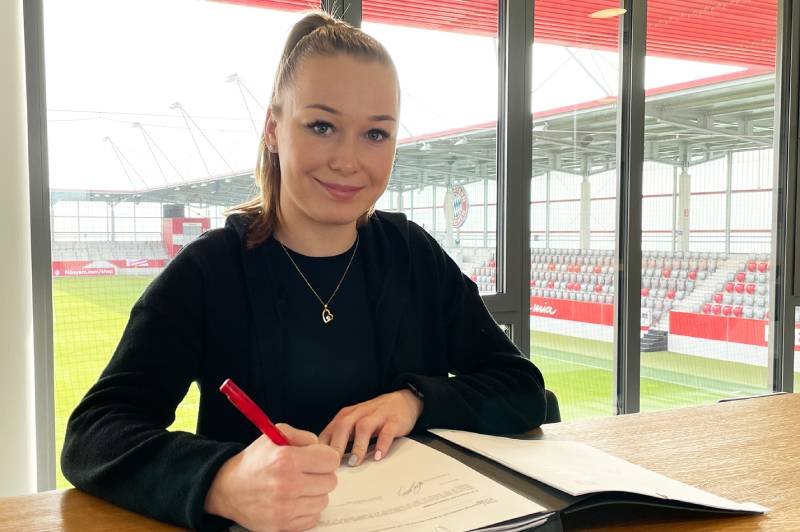 Zawistowska obecnie leczy kontuzję.