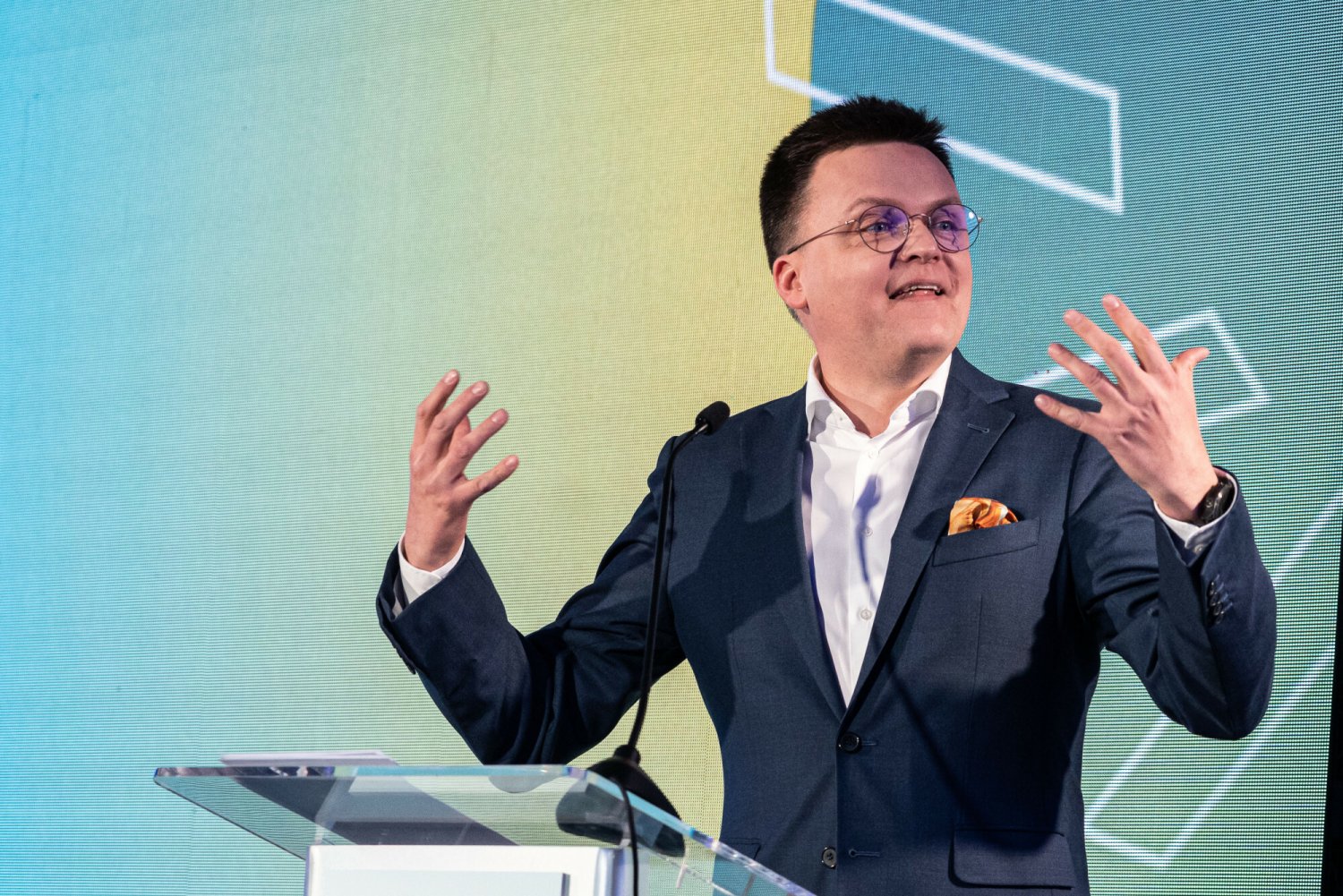 Gorąca dyskusja na spotkaniu Hołowni.