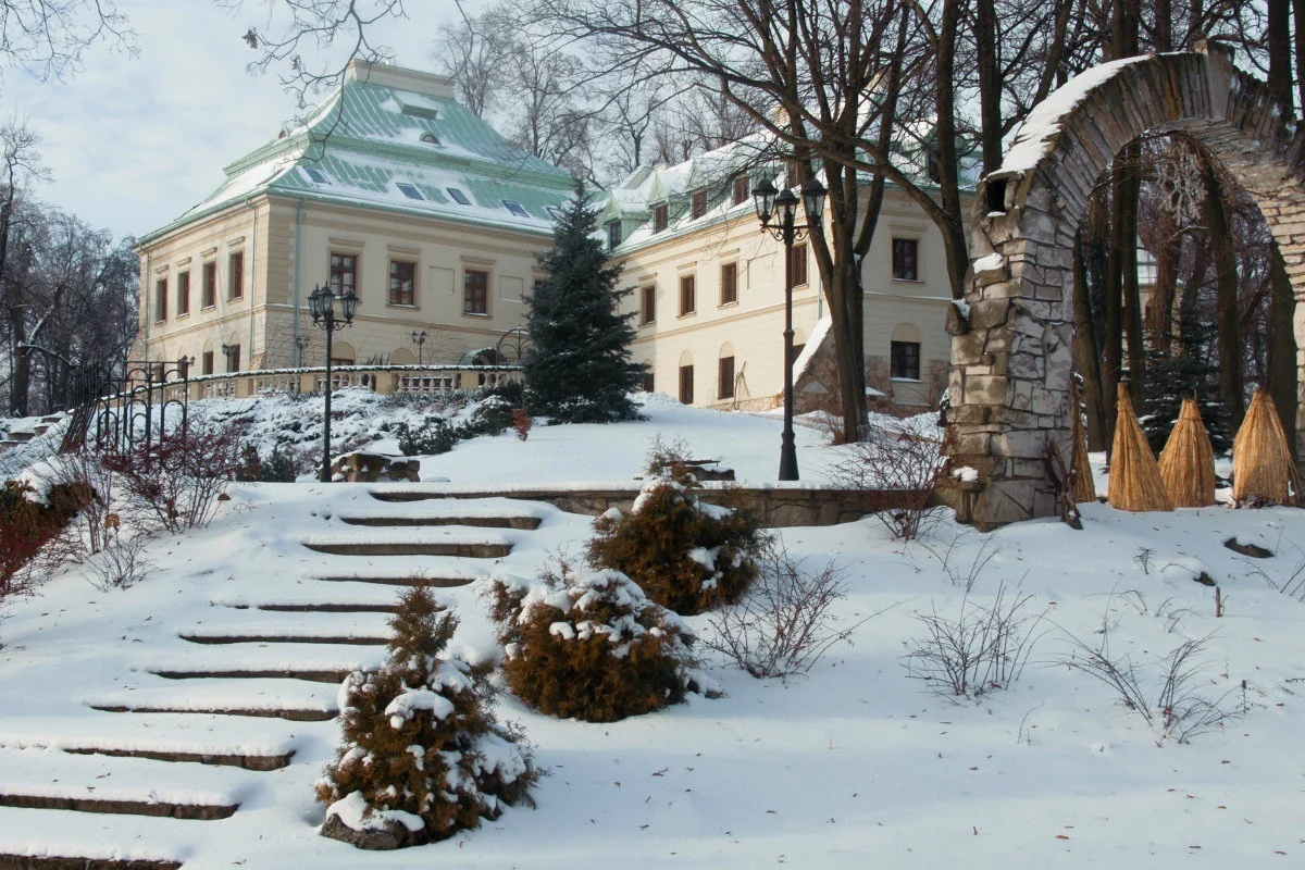 Nocleg w budynku, którego historia sięga XII wieku? Proszę bardzo