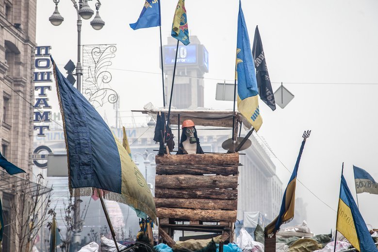 Za pierwszym razem mieszkańcy Kijowa zbuntowali się przeciwko prezydentowi spolegliwemu wobec Rosji. Czy groźba oddania Donbasu na rzecz Federacji Rosyjskiej znów wyprowadzi Ukraińców na ulice?