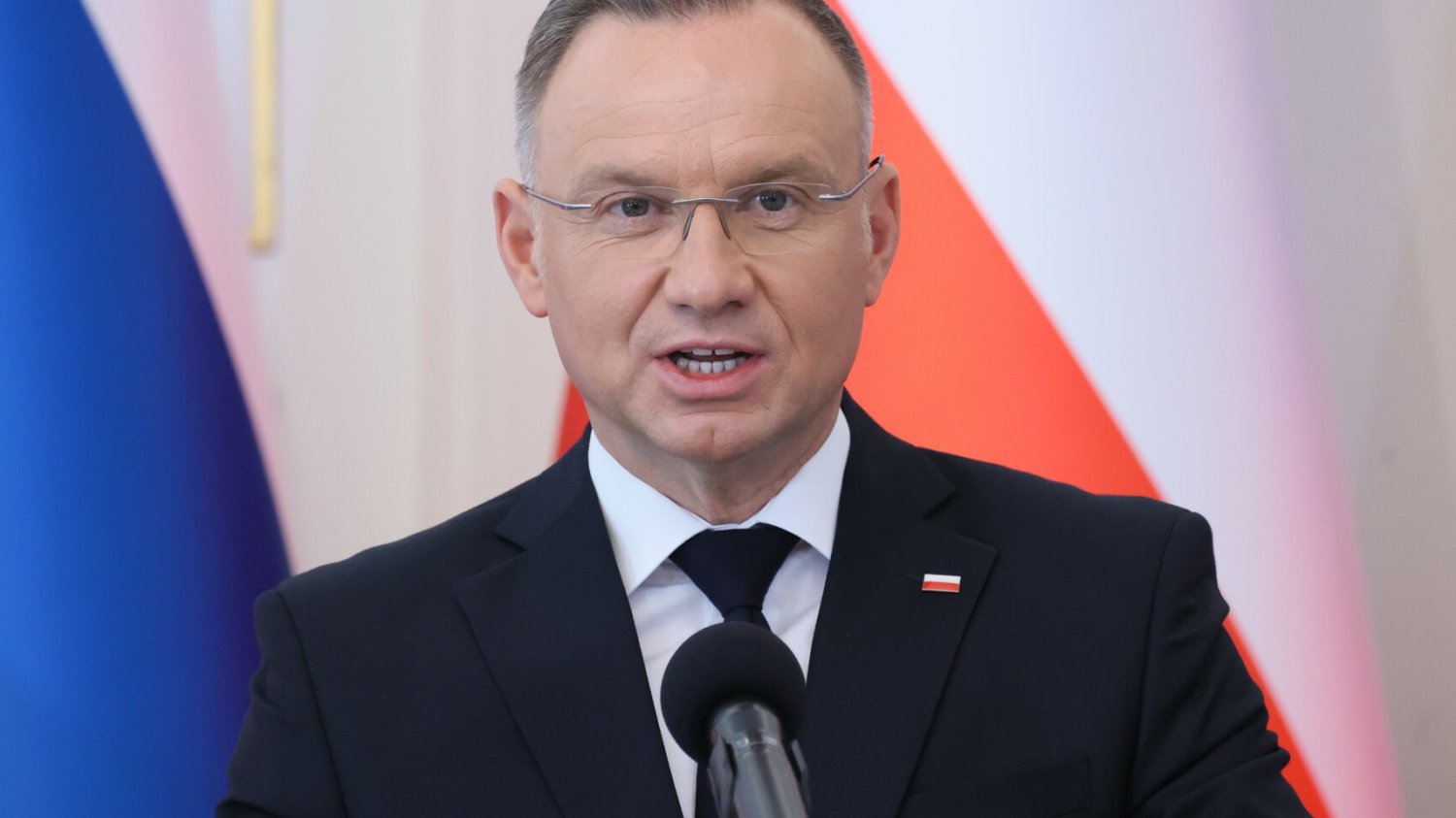 Wraca sprawa Dudy i jego słów o świniach. Nowe informacje.