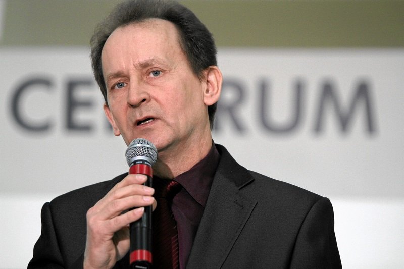 Włodzimierz Bernacki opuszcza regionalne struktury PiS.