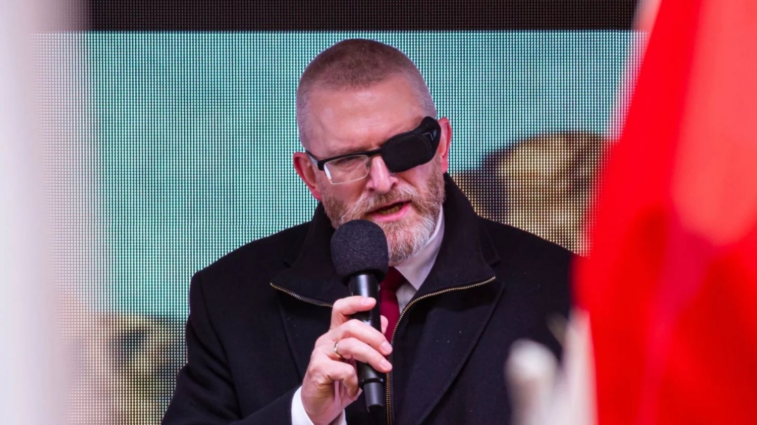 Grzegorz Braun po raz kolejny bez immunitetu. Parlament Europejski zdecydował