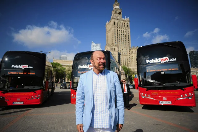 Sir Brian Souter założyciel PolskiegoBusa chwali sobie biznes w naszym kraju. Przewozi 120 tys. pasażerów tygodniowo i po 4 latach od startu jest największym graczem na rozdrobnionym rynku