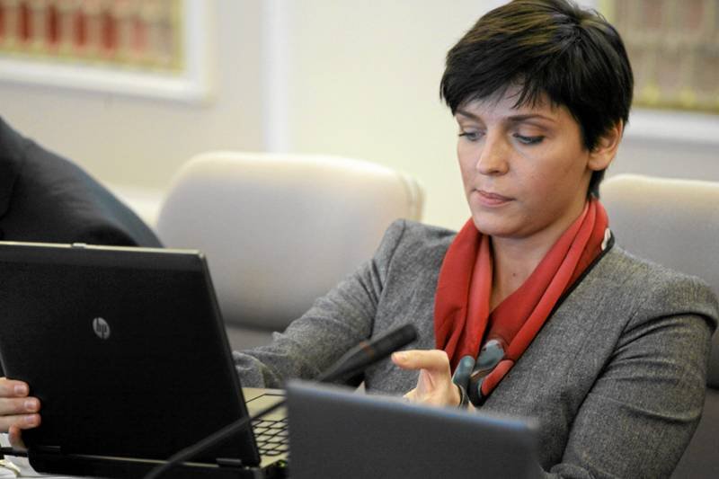 "Szczęsny, Piszczek, Wasilewski, Perquis"... - czyżby Joanna Mucha właśnie przygotowywała się do programu Tomasza Lisa?