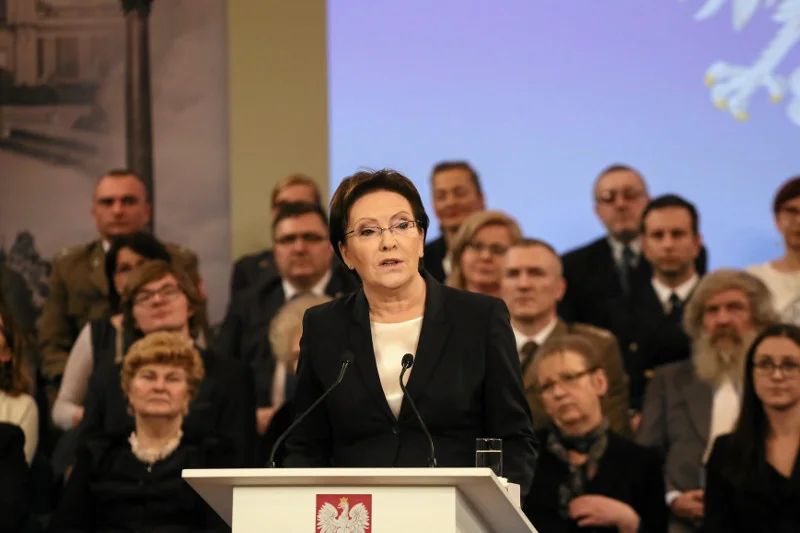 Od matki-polki po lwicę Platformy. Premier Ewa Kopacz podsumowuje półmetek swojego rządu.