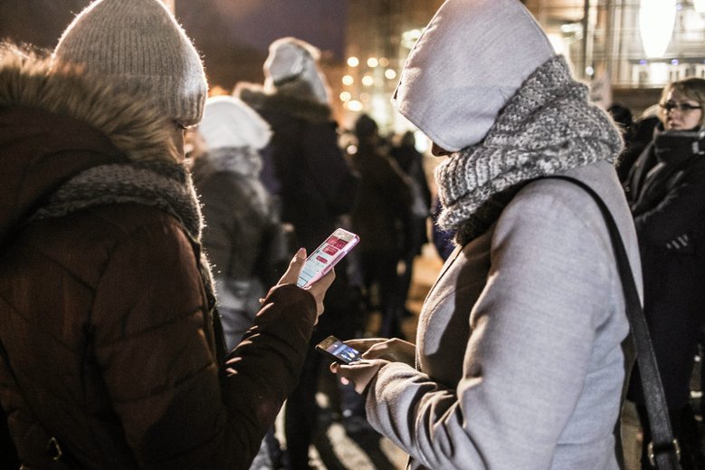 Teraz internet ma prawie każdy z nas w swoim telefonie. To było nie do pomyślenia jeszcze 20 lat temu.
