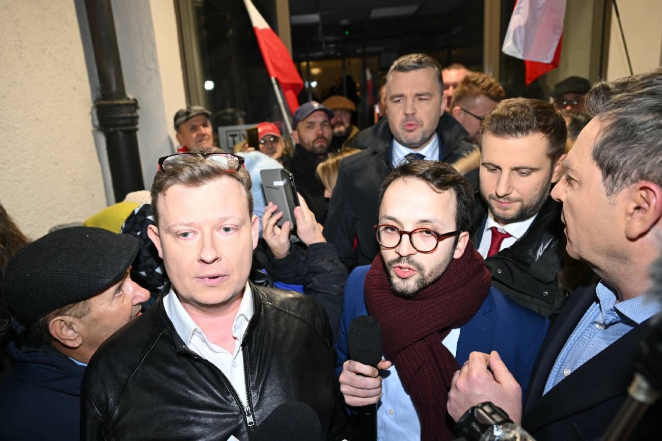 Byli pracownicy TVP nie dają za wygraną. Kolejny list Adamczyka, Pereiry i Tulickiego