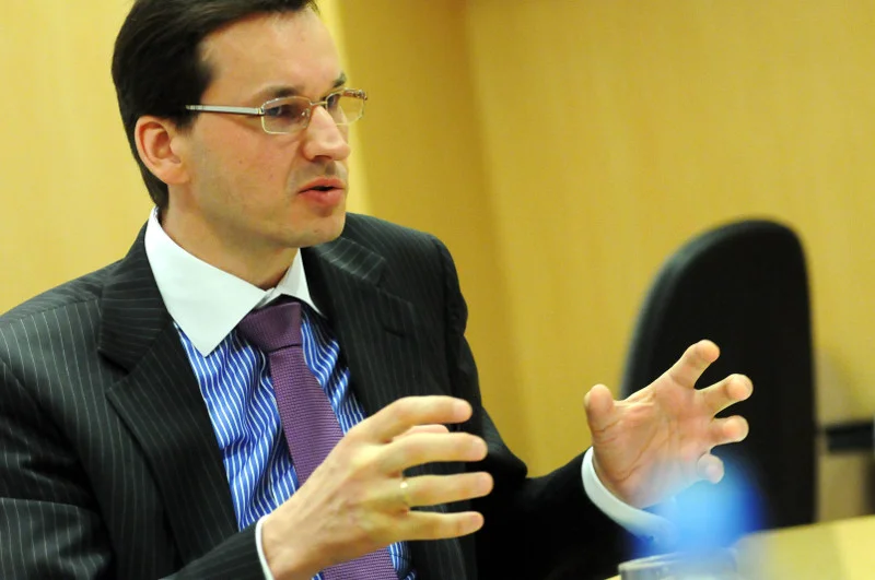 Mateusz Morawiecki bardzo zmienił swoje zdanie na temat euro przez ostatnich parę lat.
