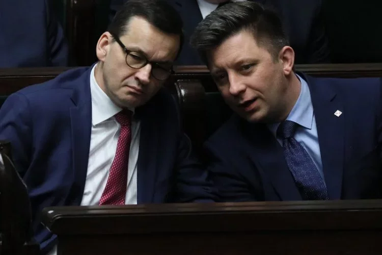 Mateusz Morawiecki i Michał Dworczyk zareagowali na dowody NIK, które mogłyby postawić Morawieckiego przed Trybunałem Stanu.