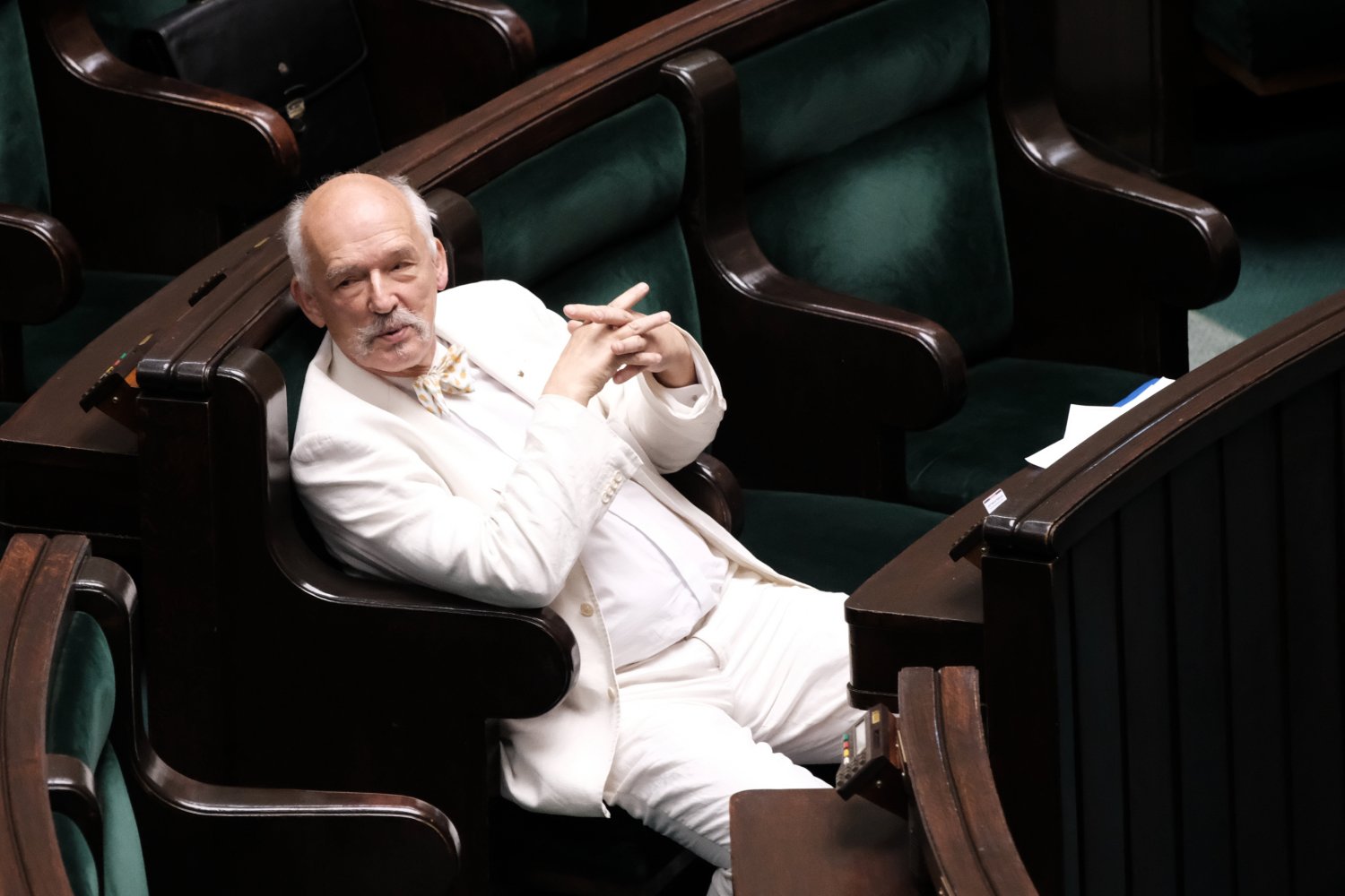 Janusz Korwin-Mikke zasiadał dotychczas w Sejmie dwukrotnie: w pierwszej i ostatniej (dziewiątej) kadencji