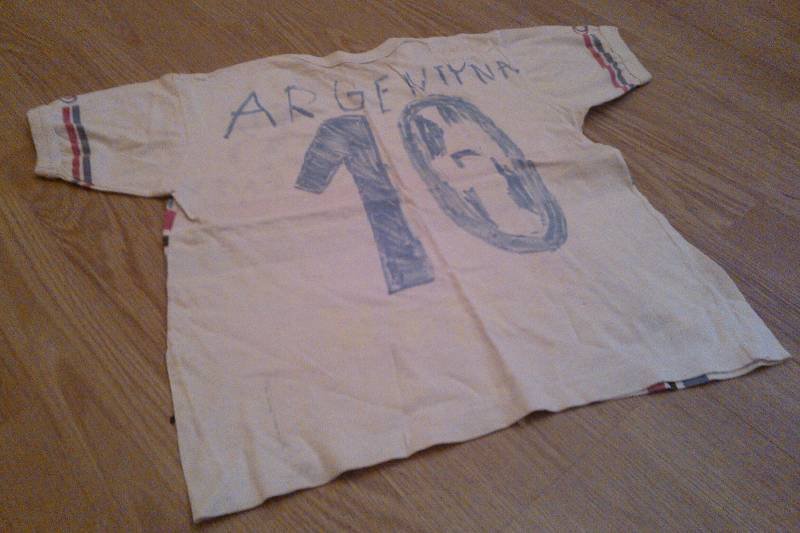 Moja pierwsza sportowa koszulka, odnaleziona na "śmietniku historii"