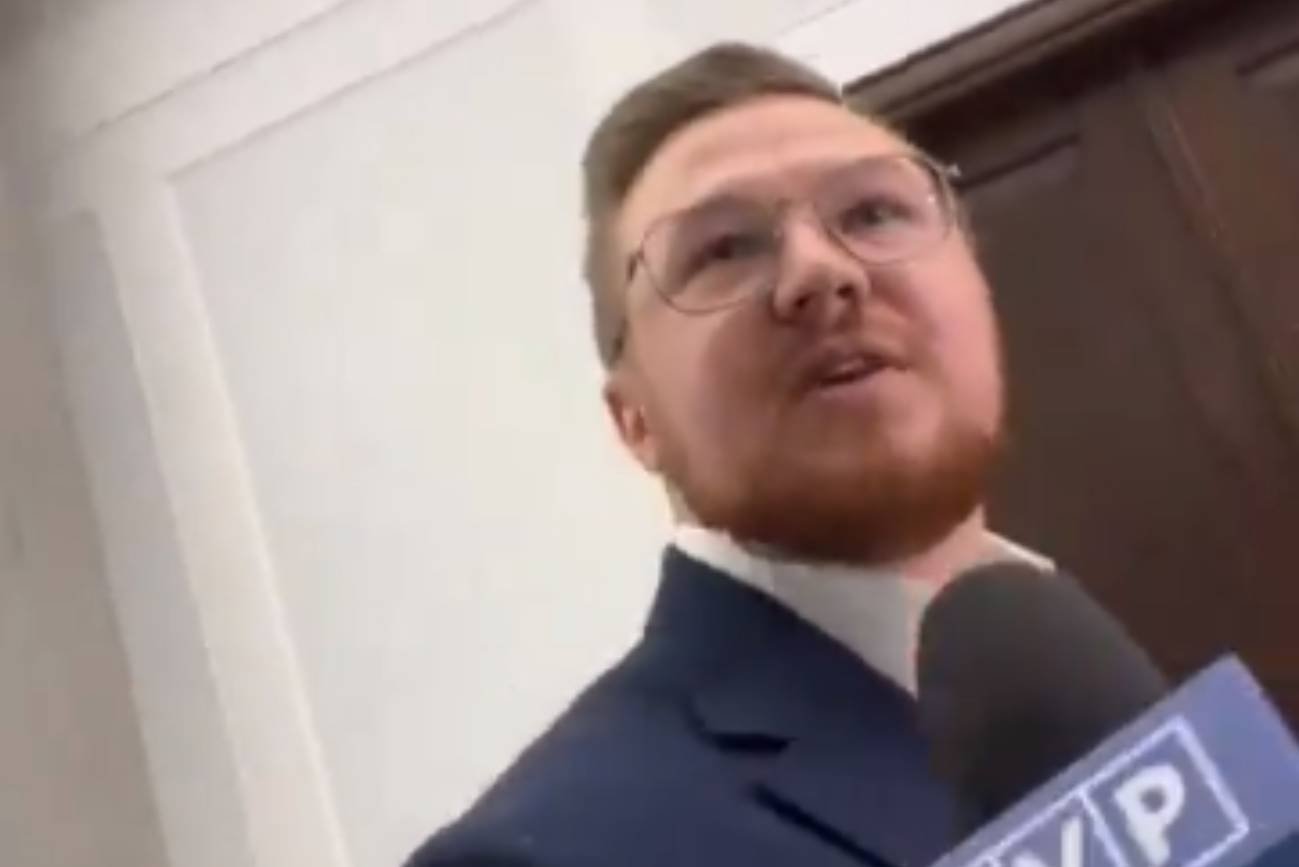 Cezary Tomczyk zaskoczył pracownika TVP. "Ja nie wiem"