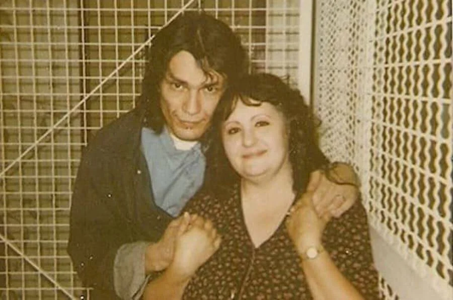 seryjni mordercy żony kobiety seryjni mordercy żony kobiety ted bundy trynkiewicz richard ramirez charles manson Piczuszkin