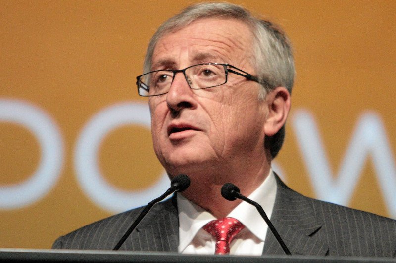 Jean-Claude Juncker wyjaśnił, co było powodem jego problemów z chodzeniem na szczycie NATO.