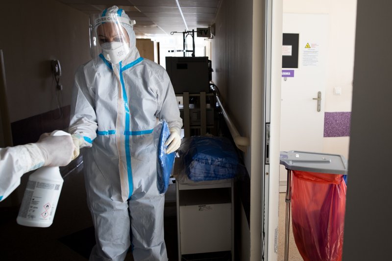 Bakteria New Dehli. Bakteria paraliżuje szpital tymczasowy w Ciechocinku