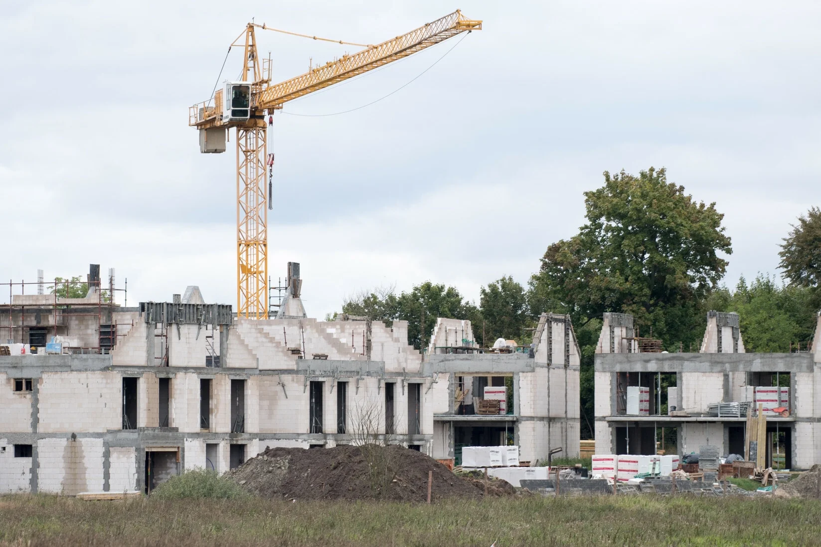 Właściciele działek mogą mieć problem. Te tereny mogą stracić na wartości