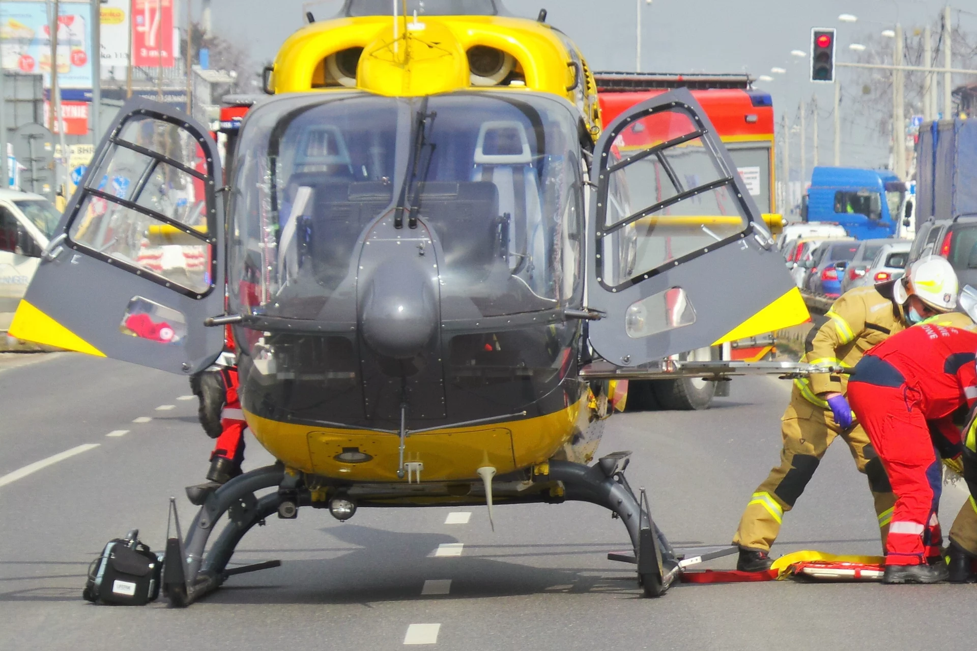 Stryszów. Poważny wypadek po zdarzeniu z radiowozem