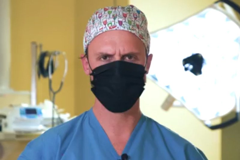 Grupa przyjaciół chce wyprodukować miliony maseczek niemedycznych dla Polaków, aby nie wykupowali chirurgicznych masek niezbędnych lekarzom.