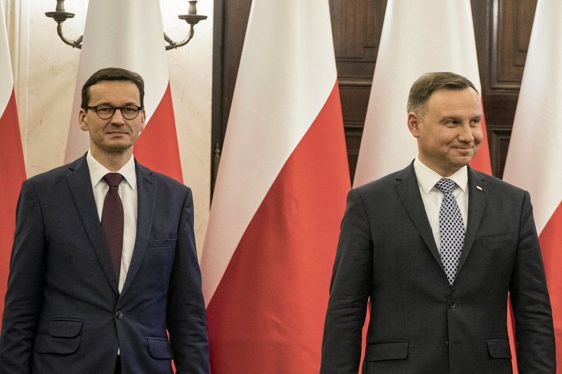Premier i prezydent porozmawiają o rekonstrukcji w Pałacu Prezydenckim.