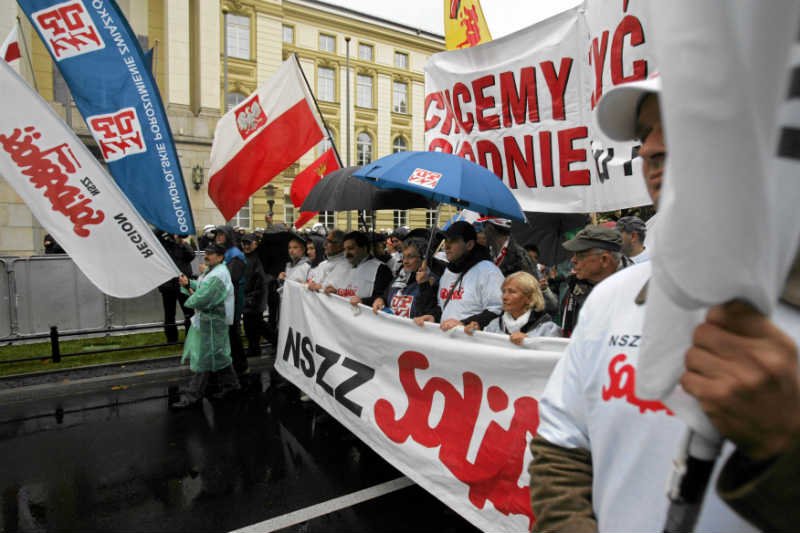 PIP zawiadomi prokuraturę o nieprawidłowościach w ośrodku prowadzonym przez OPZZ i "Solidarność".