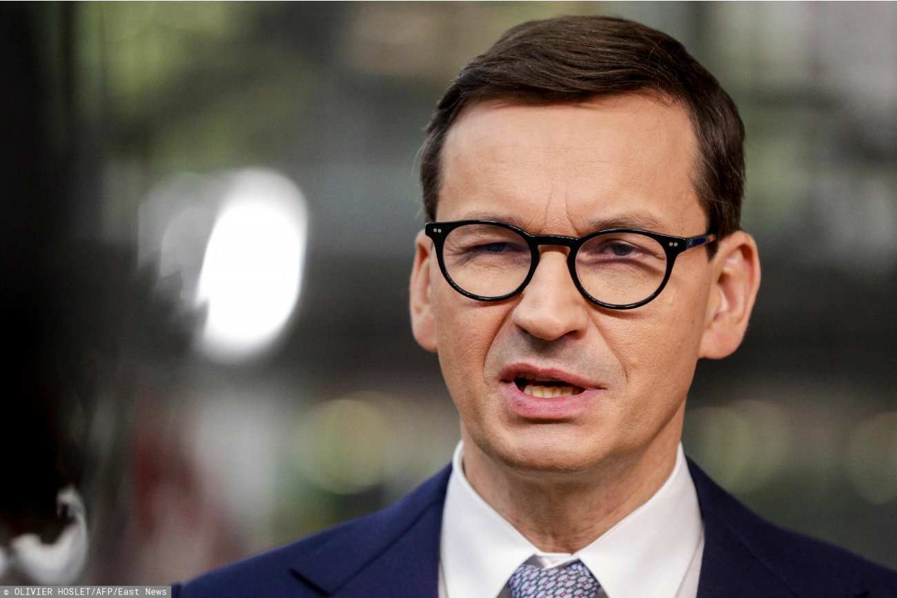 Mateusz Morawiecki sprowadzi lek na koronawirusa do Polski