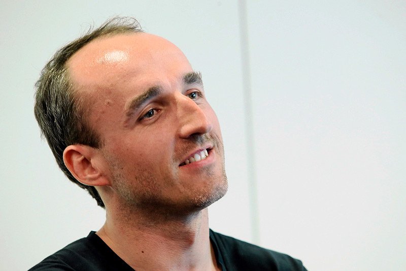 Robert Kubica w barwach Williams Martini Racing bierze udział w testach F1 na torze Catalunya pod Barceloną w Hiszpanii.