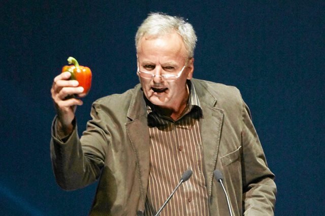 Stanisław Kowalczyk, czyli "pan paprykarz", uważa, że polskie rolnictwo jest pogrążone w poważnym kryzysie