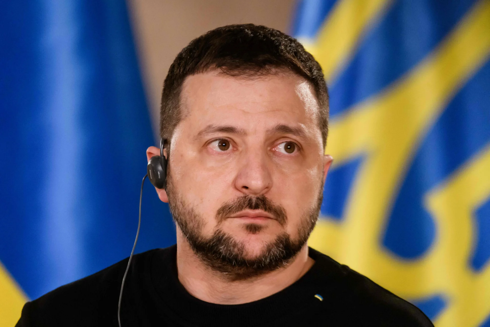 Wołodymyr Zełenski przegrałby wybory prezydenckie. Tak przynajmniej wynika z sondażu w Ukrainie.