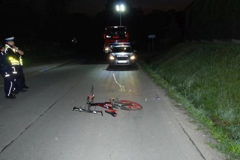 Tragiczny wypadek z udziałem rowerzysty na Podkarpaciu z czerwca tego roku. Mężczyzna śmiertelnie potrącił rowerem pieszego.