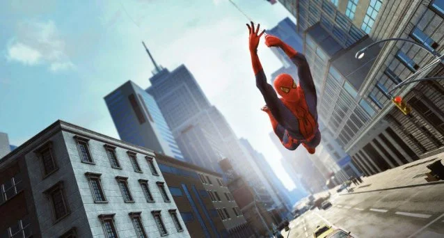 Spiderman przylepia się do… nieba.
